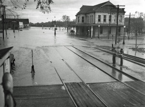 Scanned Negative of the Santa Fe Depot in Ottawa (now the Old Depot Museum) during the 1945 flood. Photo by J.B. Muecke. (Click on the image to enlarge.) 2012.022.0724